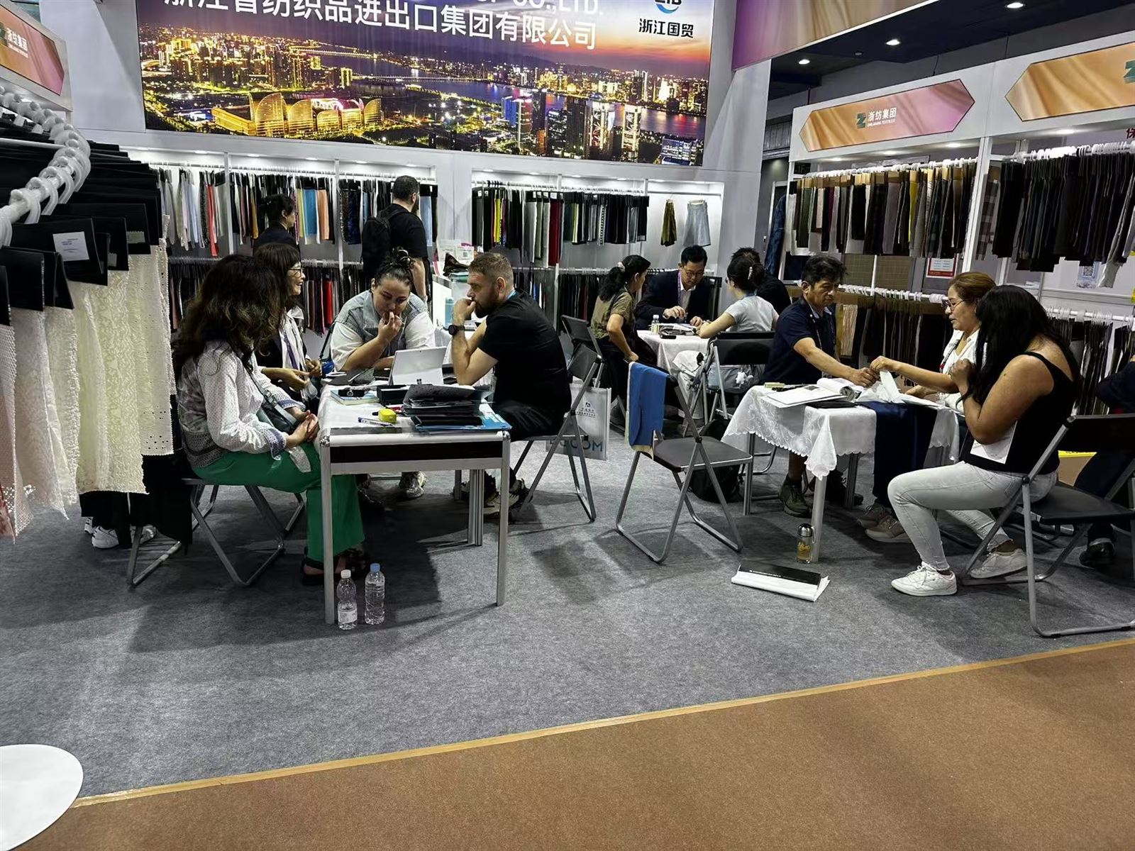 Welkang Showcases Txiav -Edge Textiles Thiab Design Innovation Ntawm 139th Ca...